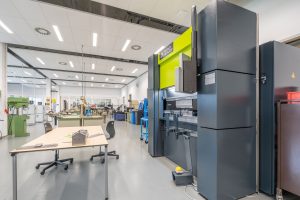 smart workshop technology